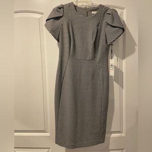 Short sleeve dress